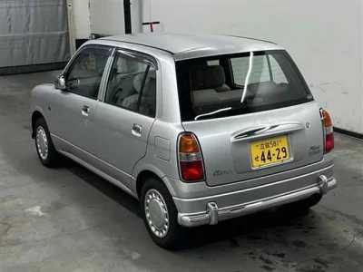 Daihatsu MIRA