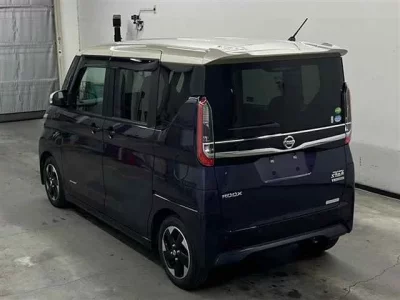 Nissan ROOX