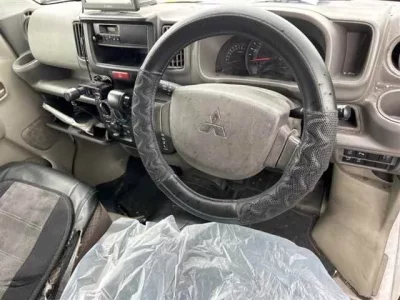 Mitsubishi MINICAB VAN