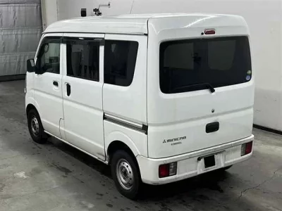 Mitsubishi MINICAB VAN