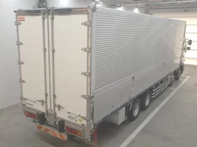 Hino TRUCK