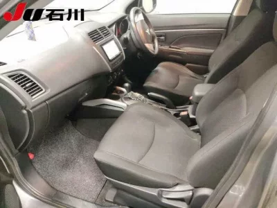 Mitsubishi RVR