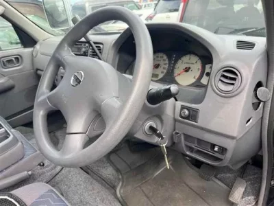 Nissan CARAVAN VAN