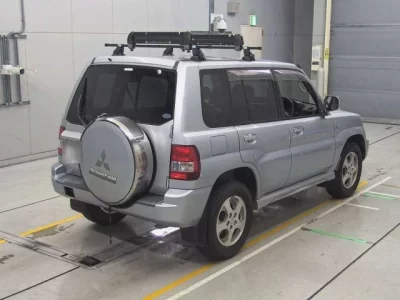 Mitsubishi PAJERO IO
