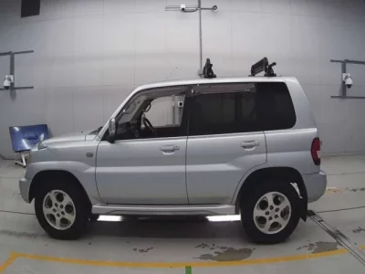 Mitsubishi PAJERO IO