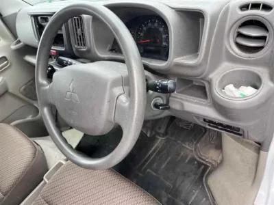 Mitsubishi MINICAB VAN