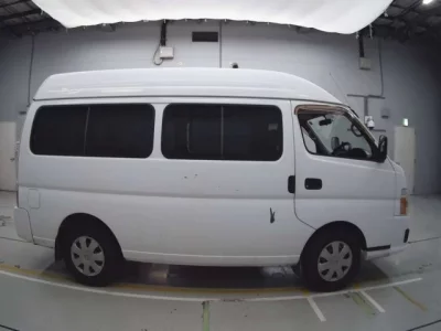 Nissan CARAVAN BUS