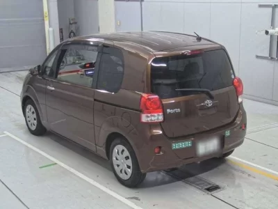 Toyota PORTE