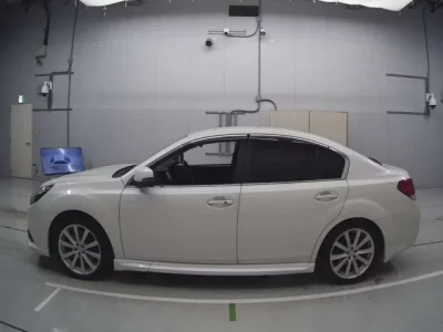 Subaru LEGACY B4