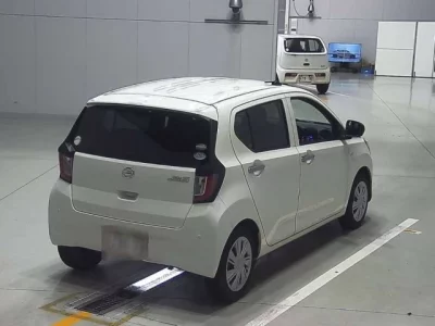 Daihatsu MIRA E S