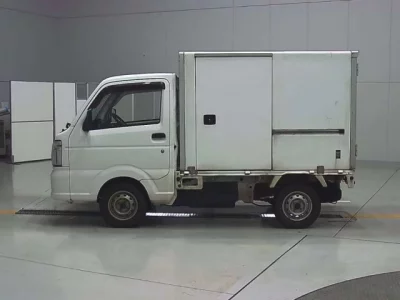 Nissan CLIPPER TRUCK