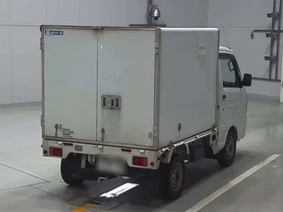 Nissan CLIPPER TRUCK