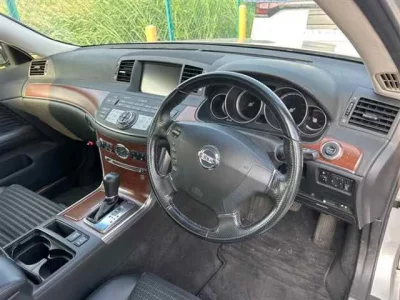 Nissan FUGA