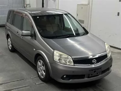 Nissan LAFESTA