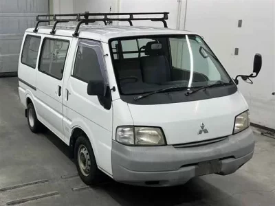 Mitsubishi DELICA