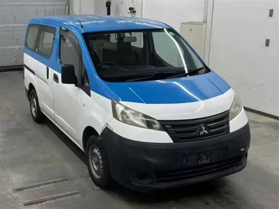 Mitsubishi DELICA