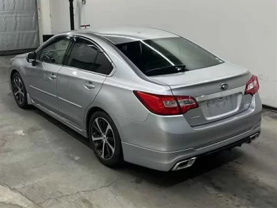 Subaru LEGACY B4