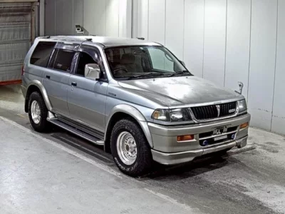 Mitsubishi CHALLENGER