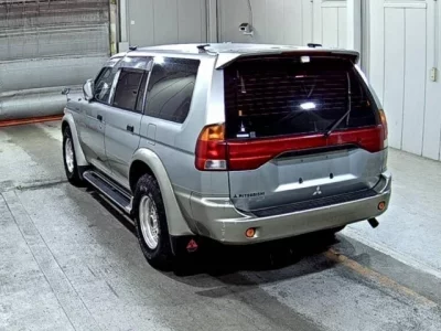 Mitsubishi CHALLENGER
