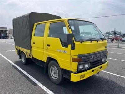 Toyota DYNA
