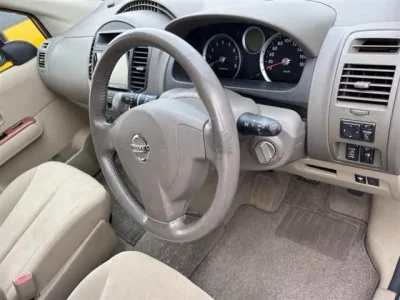 Nissan LAFESTA