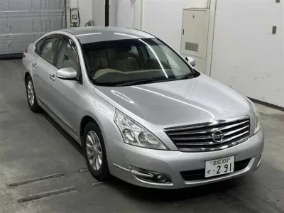 Nissan TEANA