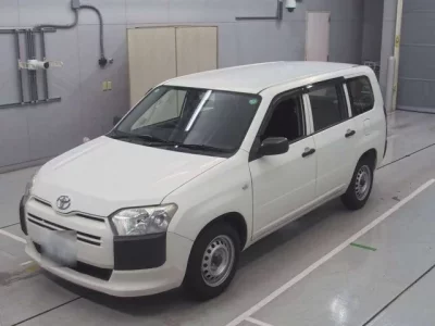 Toyota SUCCEED