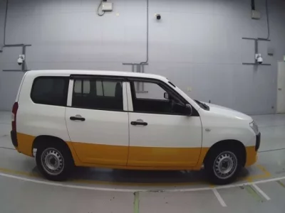 Toyota SUCCEED