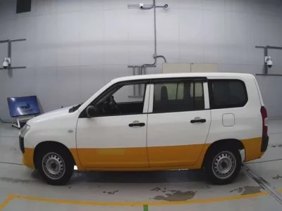 Toyota SUCCEED