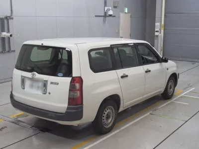 Toyota SUCCEED