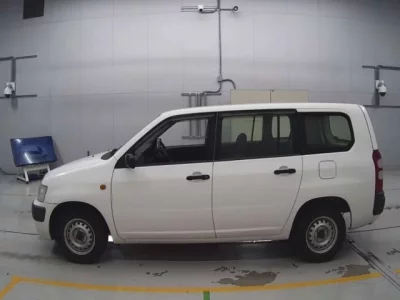 Toyota SUCCEED