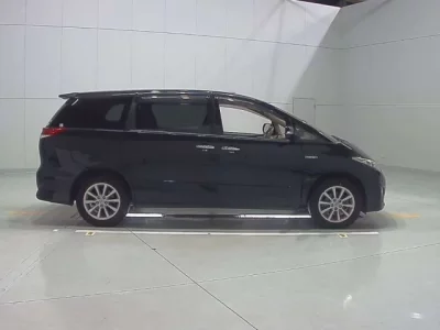 Toyota ESTIMA HYBRID