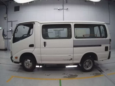 Toyota DYNA