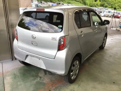 Daihatsu MIRA E S