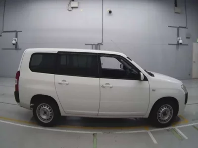 Toyota SUCCEED