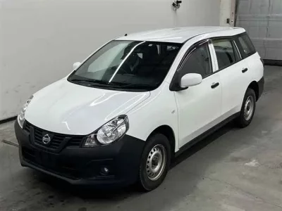 Nissan AD