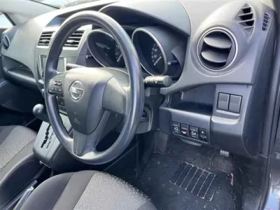 Nissan LAFESTA