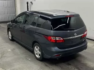 Nissan LAFESTA