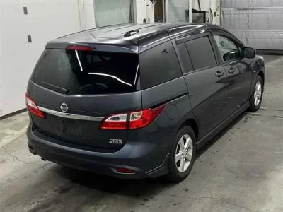 Nissan LAFESTA
