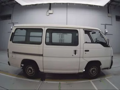 Nissan CARAVAN VAN