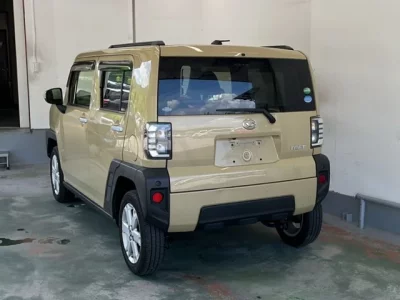 Daihatsu TAFT