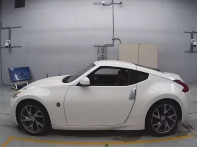 Nissan FAIRLADYZ