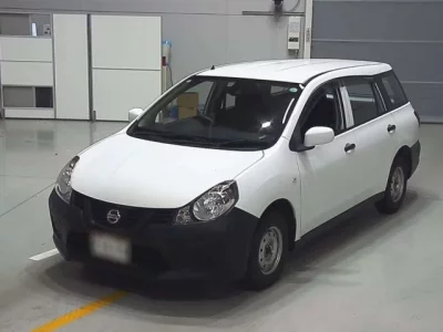 Nissan AD