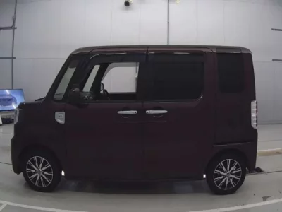 Toyota PIXIS MEGA