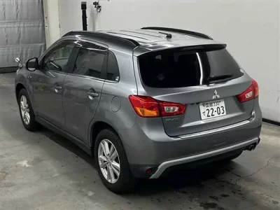 Mitsubishi RVR