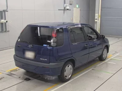 Toyota RAUM