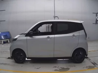 Nissan SAKURA