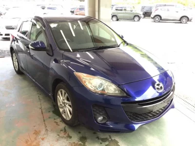 Mazda AXELA