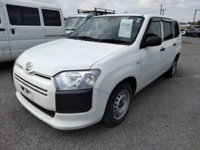 Toyota SUCCEED