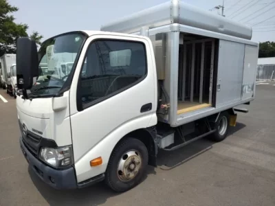Hino DUTRO